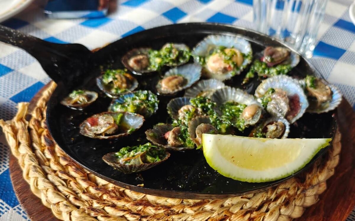 Lapas con mojo in Tenerife