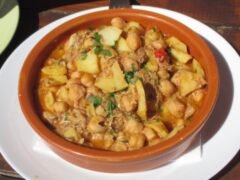 Ropa vieja canaria in Tenerife